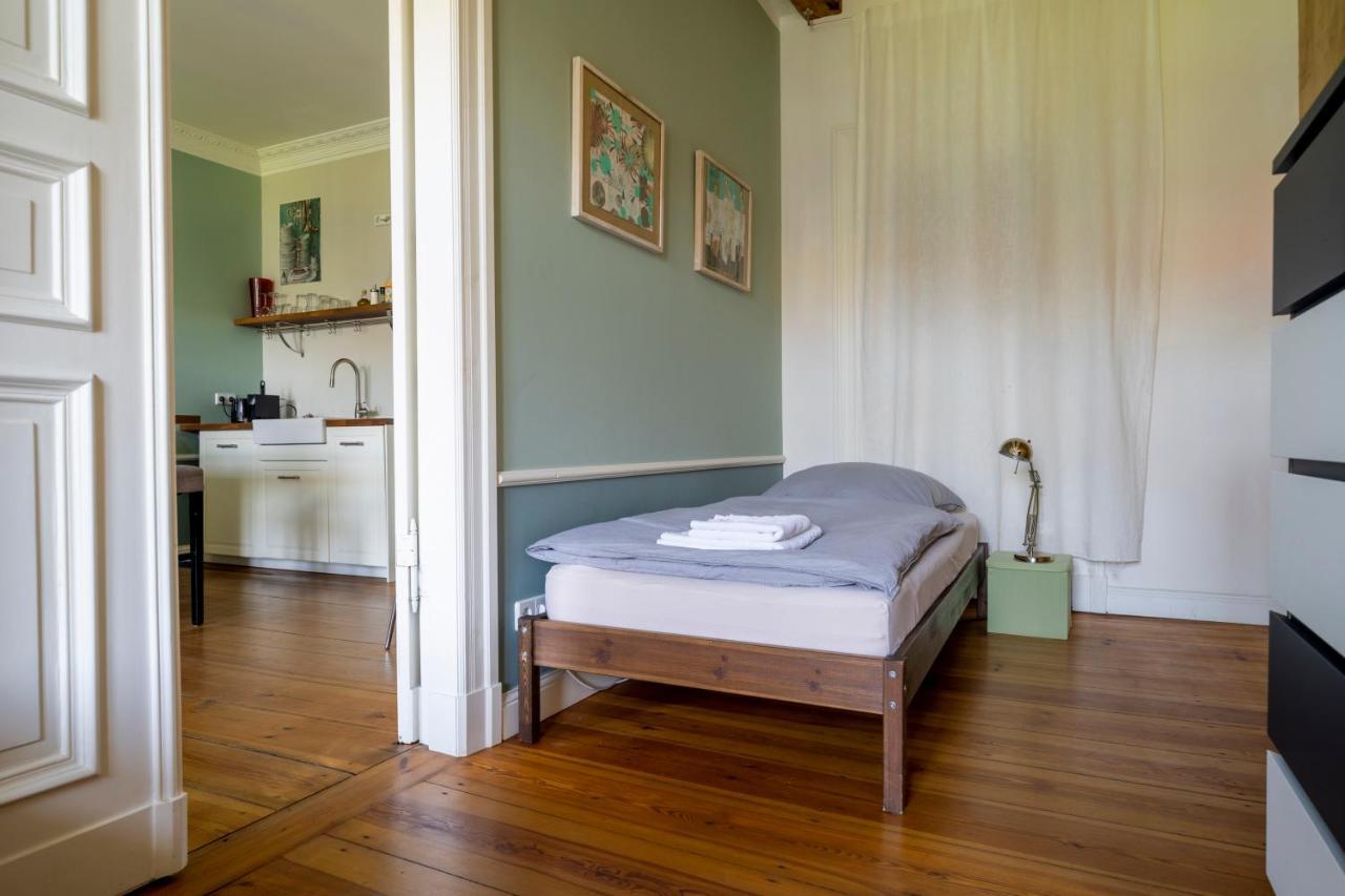 The Good Place In Kreuzberg Apartment Berlin
